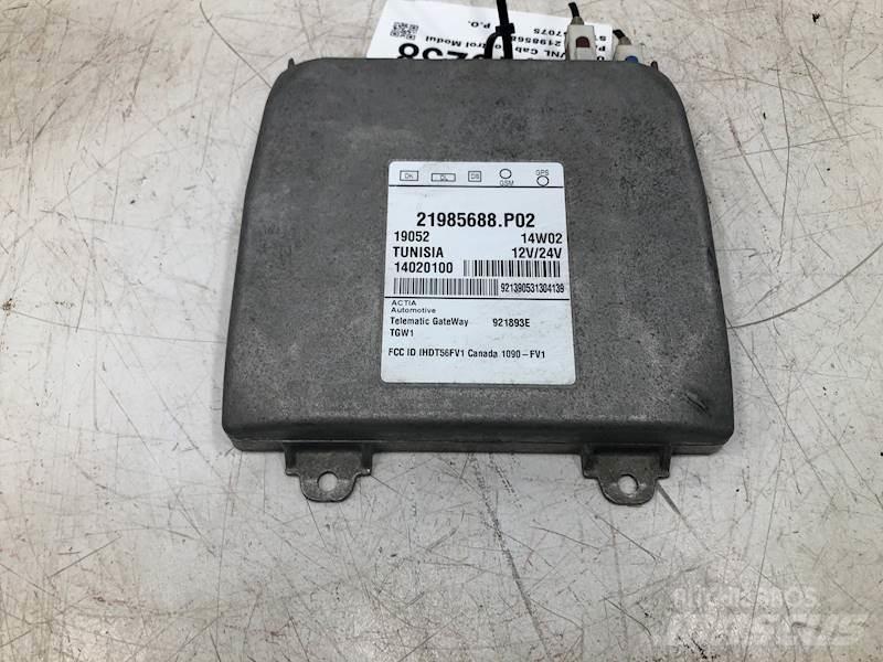 Volvo VNL 駕駛室與內部
