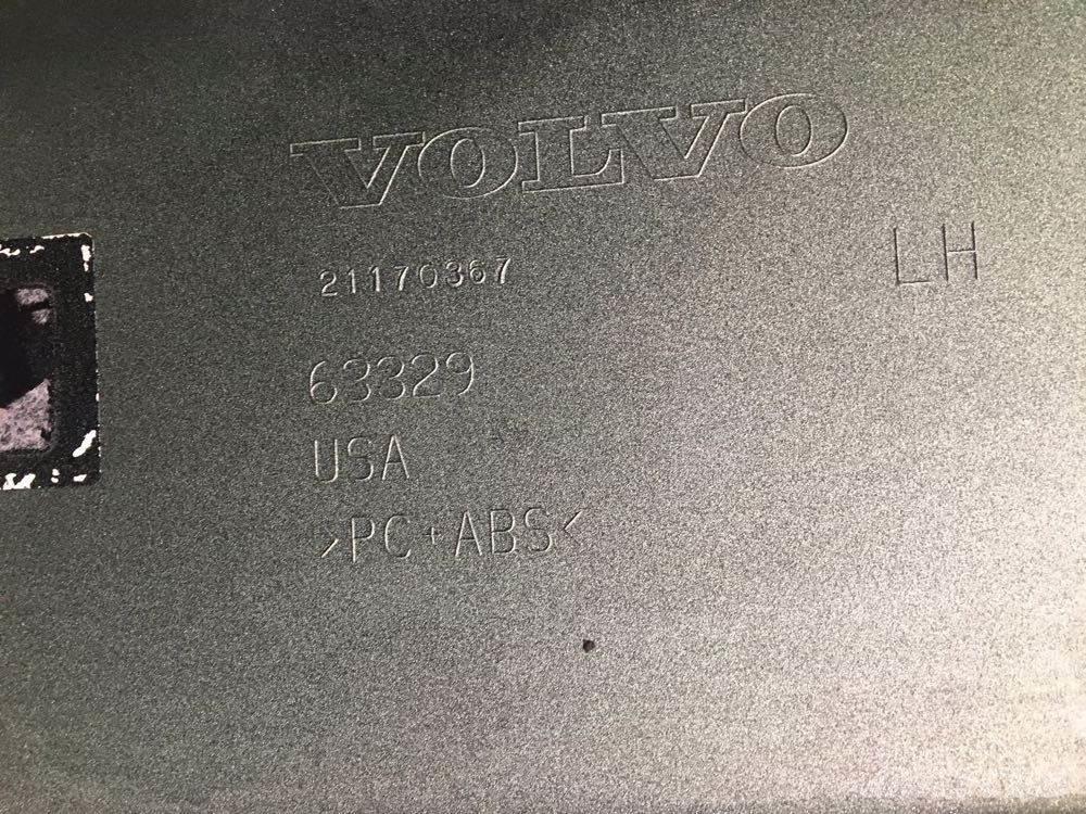 Volvo VNL 駕駛室與內部