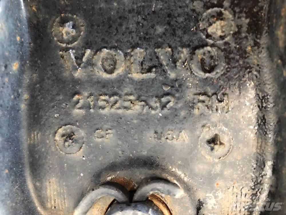Volvo VNL 底盤和懸架