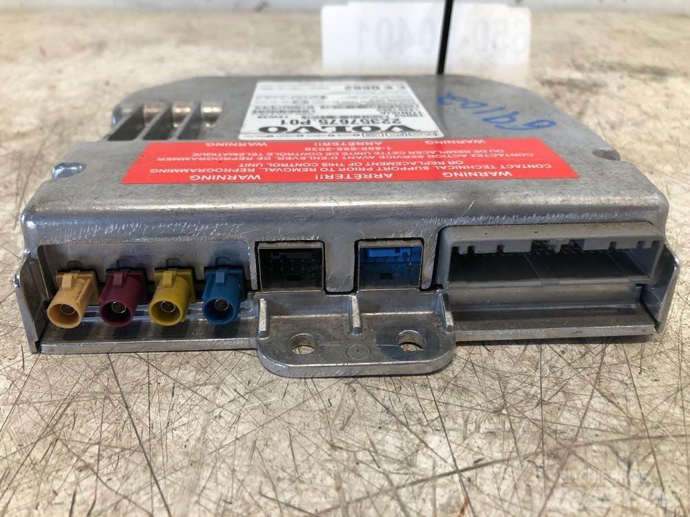 Volvo VNL 駕駛室與內部