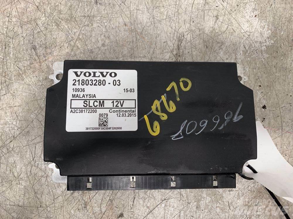 Volvo VNL 駕駛室與內部