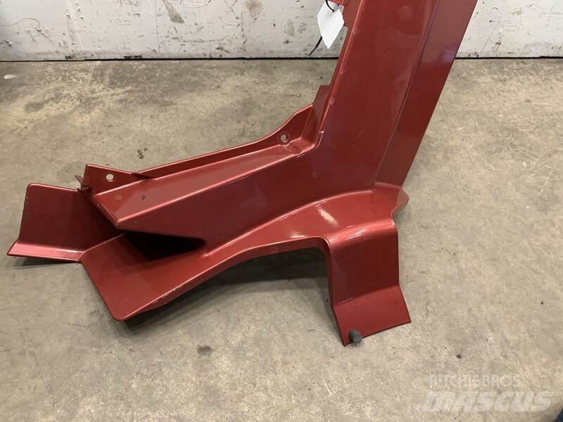 Volvo VNL 駕駛室與內部