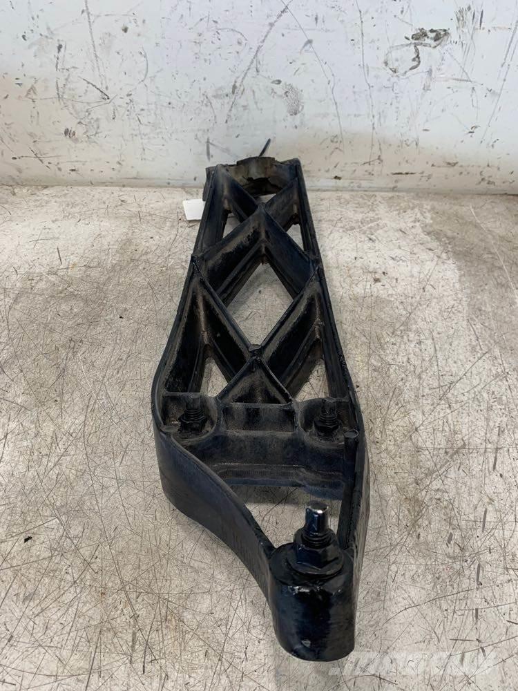 Volvo VNL 其他組件