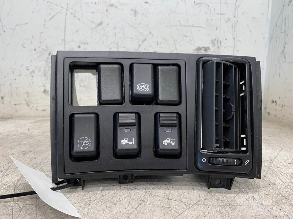 Volvo VNL 電子設備