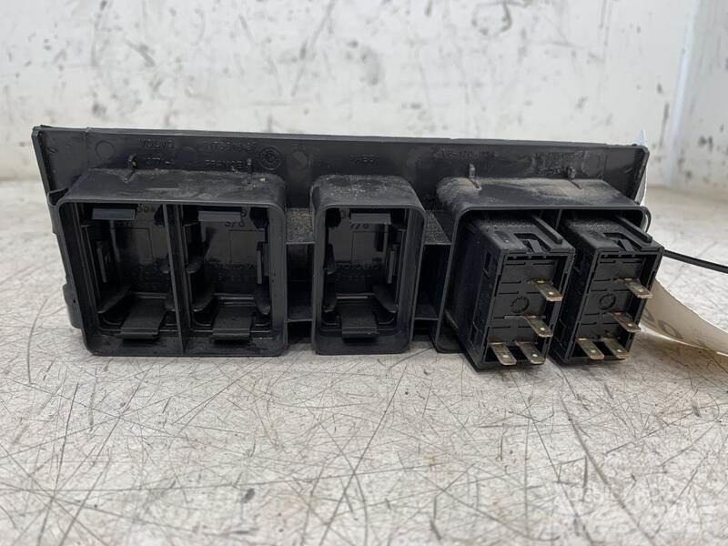 Volvo VNL 電子設備