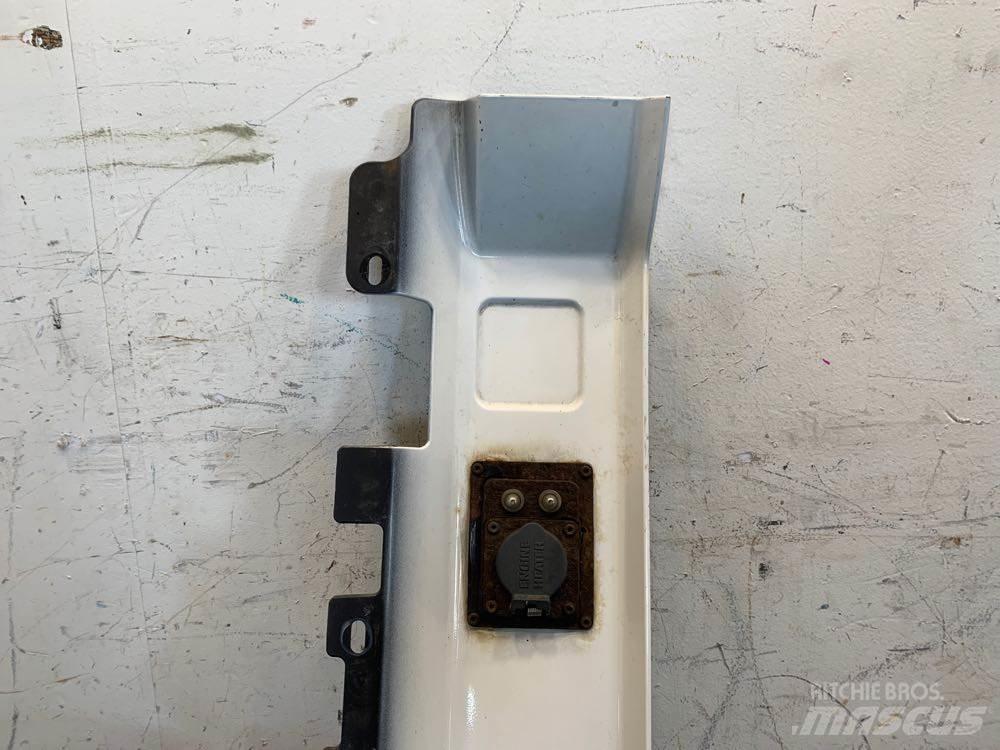 Volvo VNL 駕駛室與內部