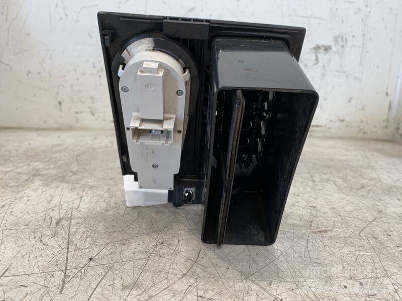 Volvo VNL 電子設備