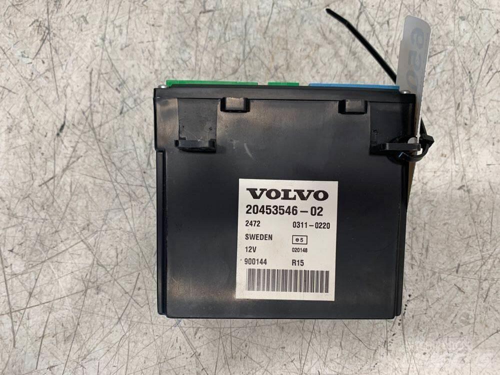 Volvo VNL 駕駛室與內部