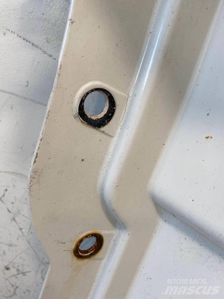 Volvo VNL 駕駛室與內部