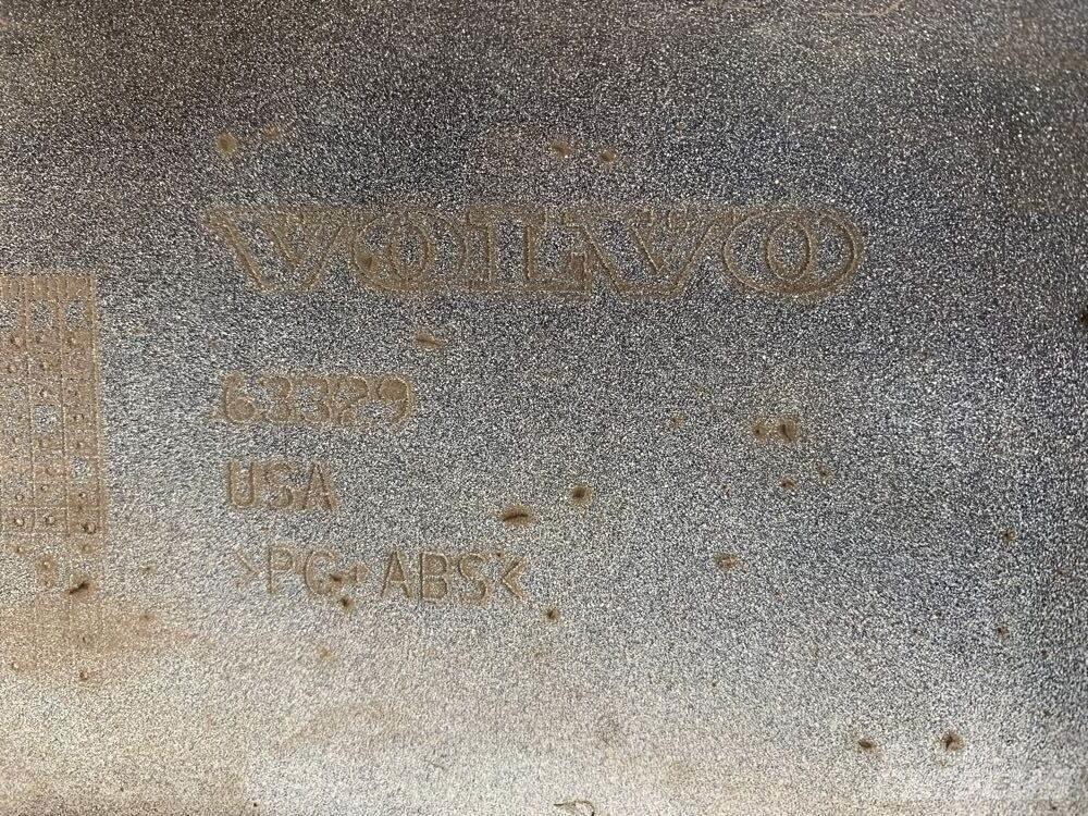 Volvo VNL 駕駛室與內部