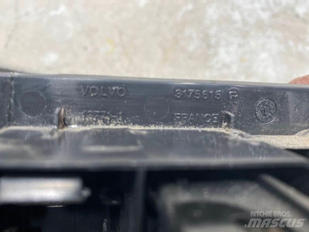 Volvo VNL 電子設備