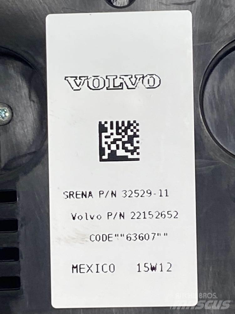 Volvo VNL 電子設備