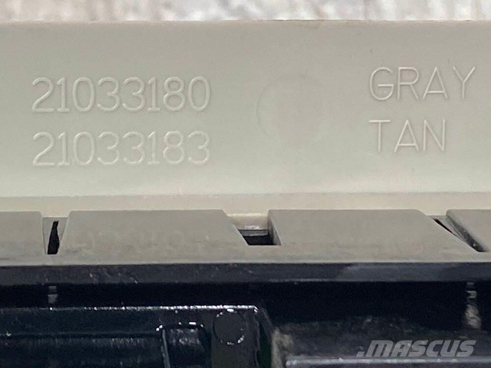 Volvo VNL 電子設備