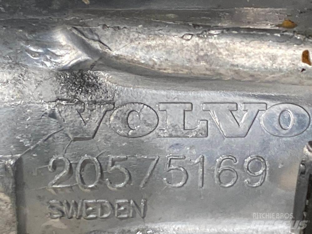 Volvo VNL 其他組件