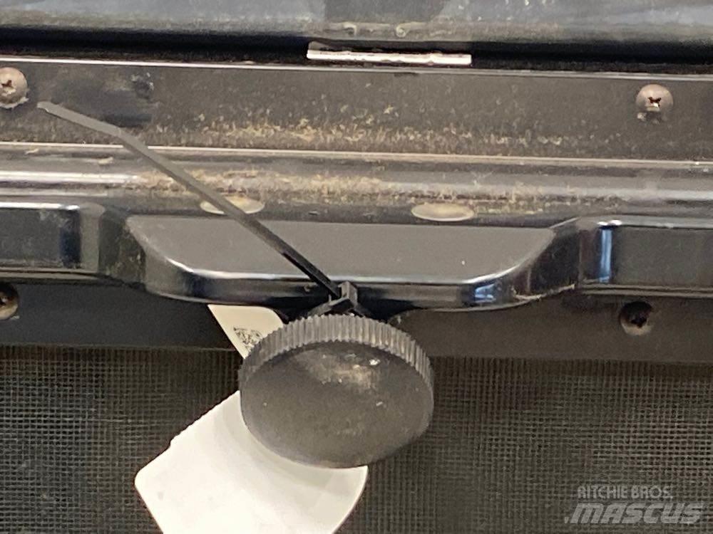 Volvo VNL 駕駛室與內部