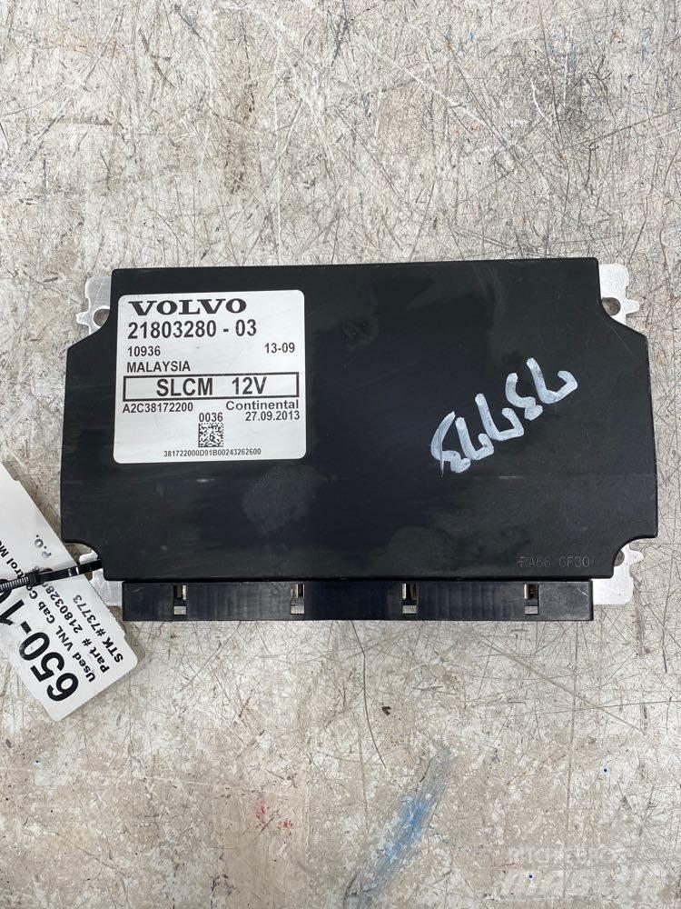 Volvo VNL 駕駛室與內部