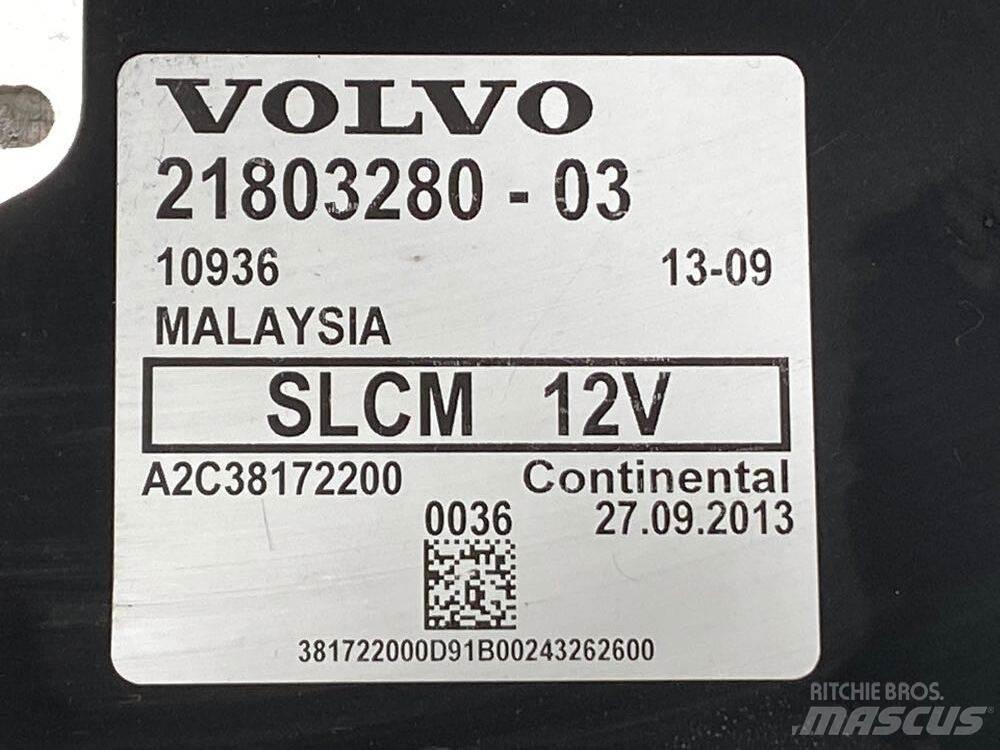 Volvo VNL 駕駛室與內部
