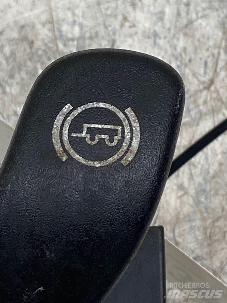 Volvo VNL 其他組件