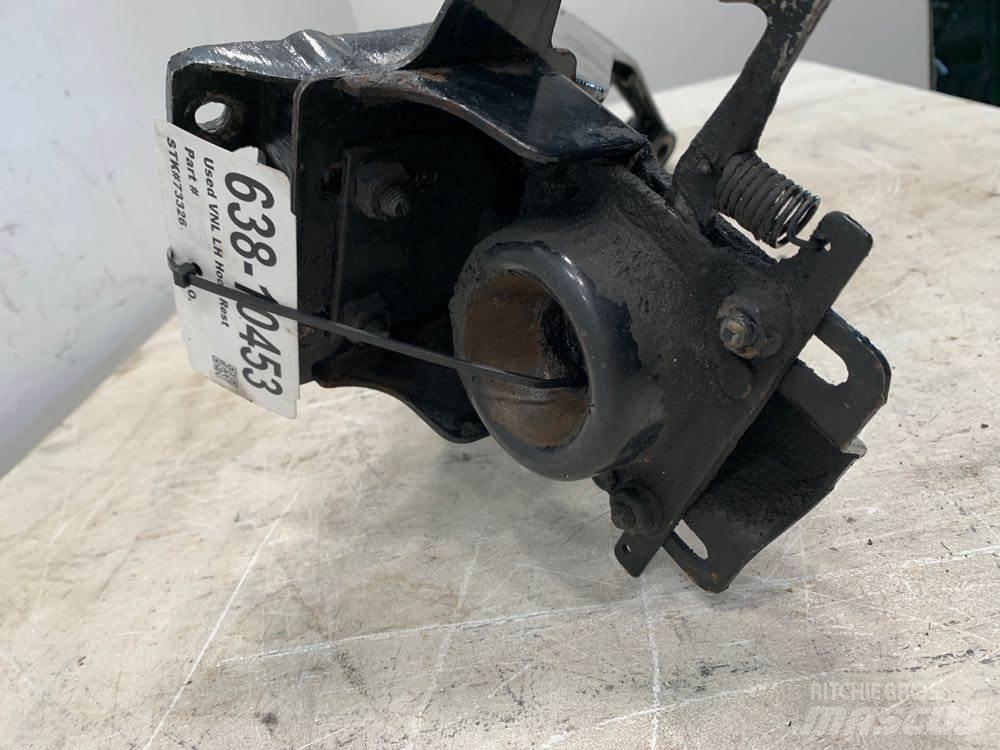 Volvo VNL 其他組件