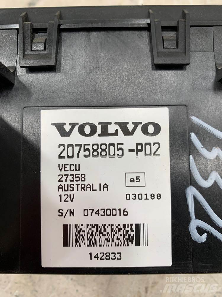 Volvo VNL 駕駛室與內部