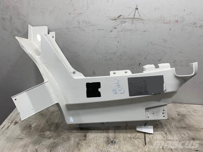 Volvo VNL 駕駛室與內部