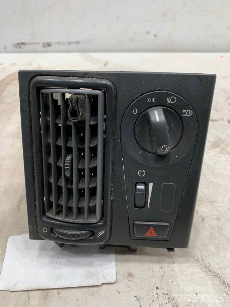 Volvo VNL 電子設備