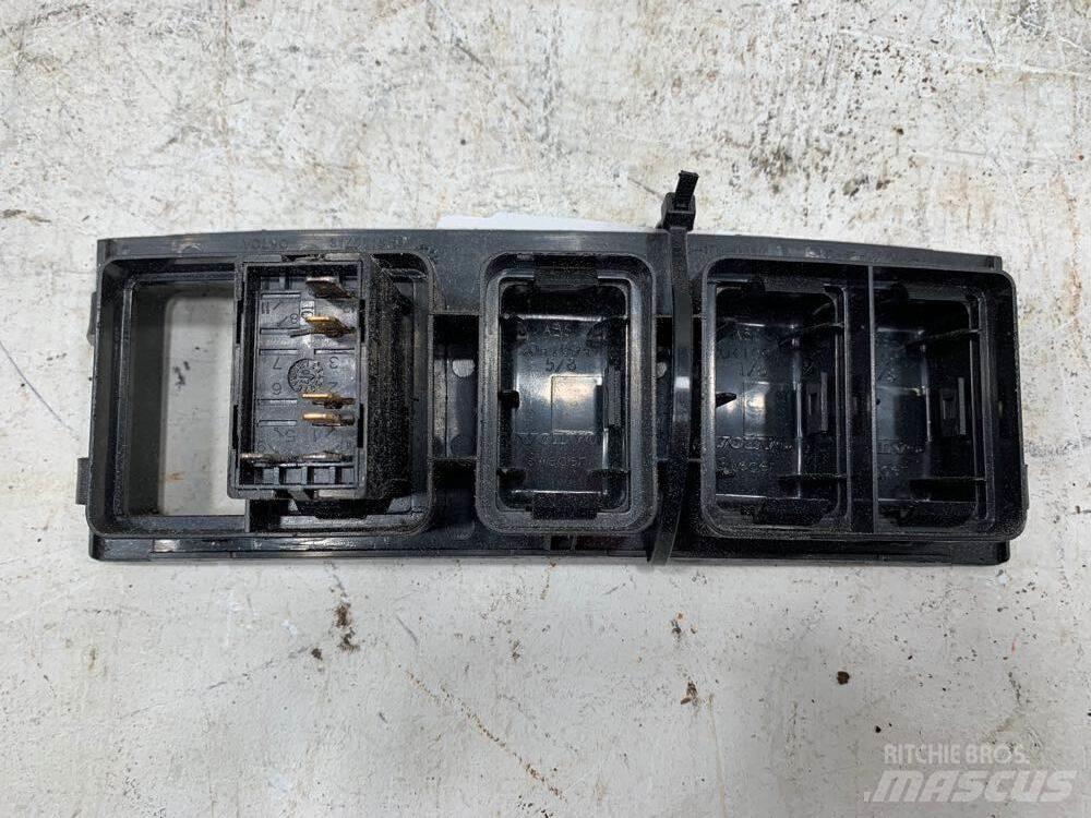 Volvo VNL 電子設備