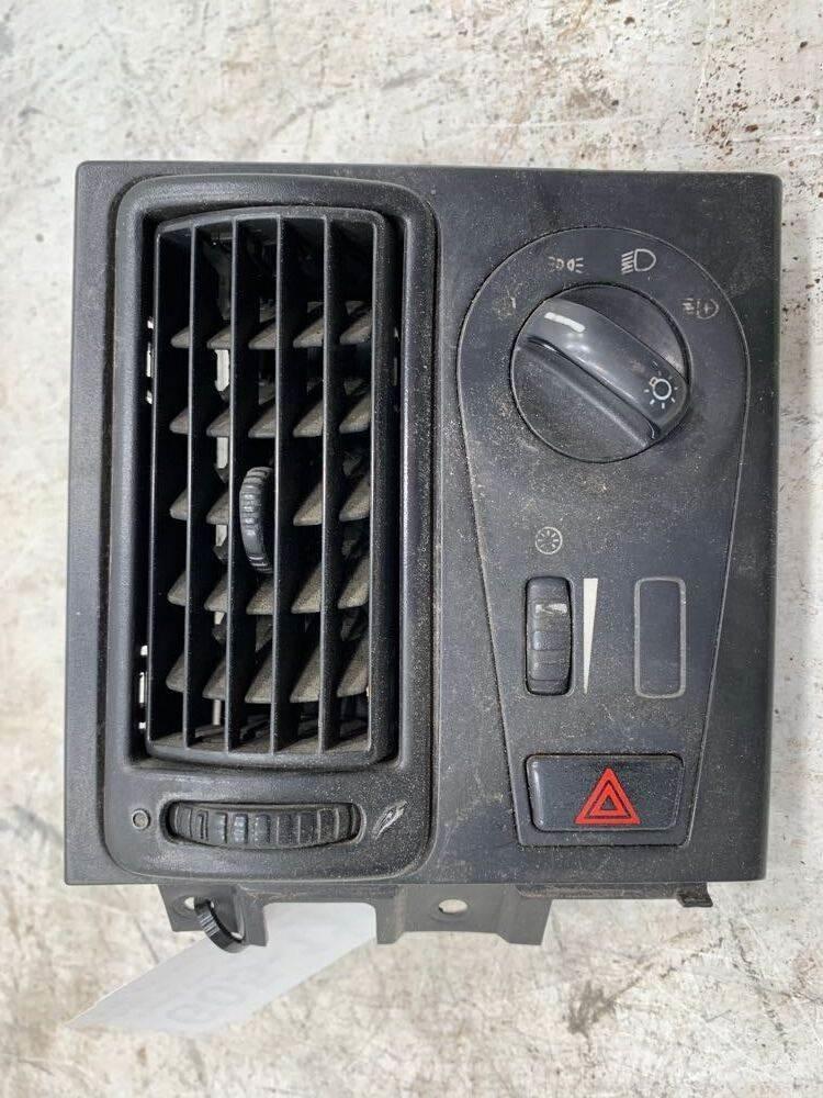 Volvo VNL 電子設備
