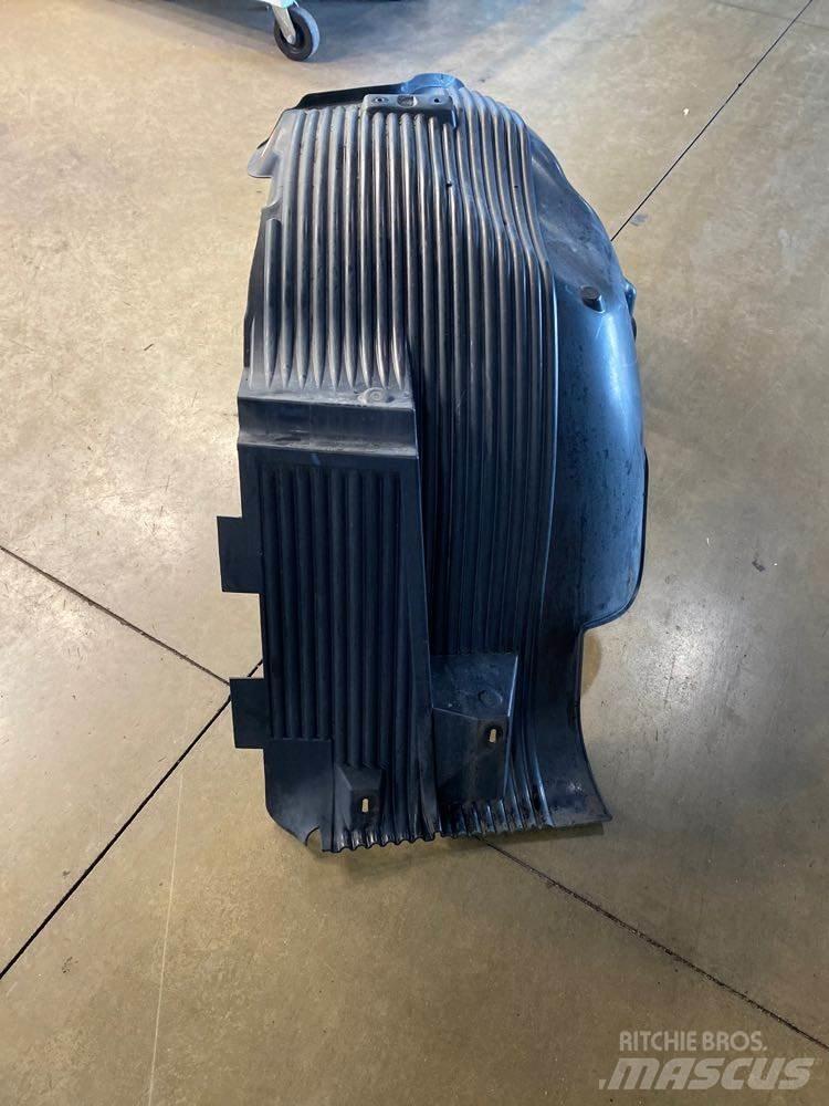 Volvo VNL 其他組件