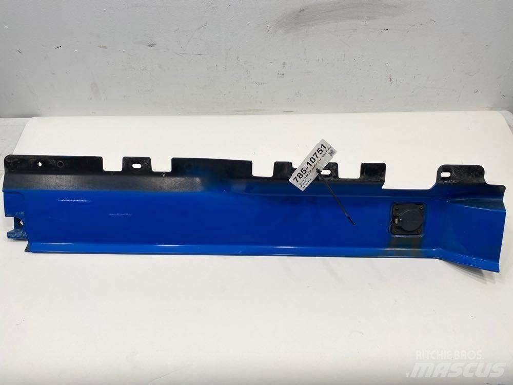 Volvo VNM 駕駛室與內部
