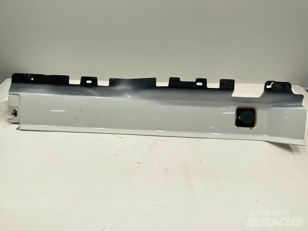 Volvo VNM 駕駛室與內部