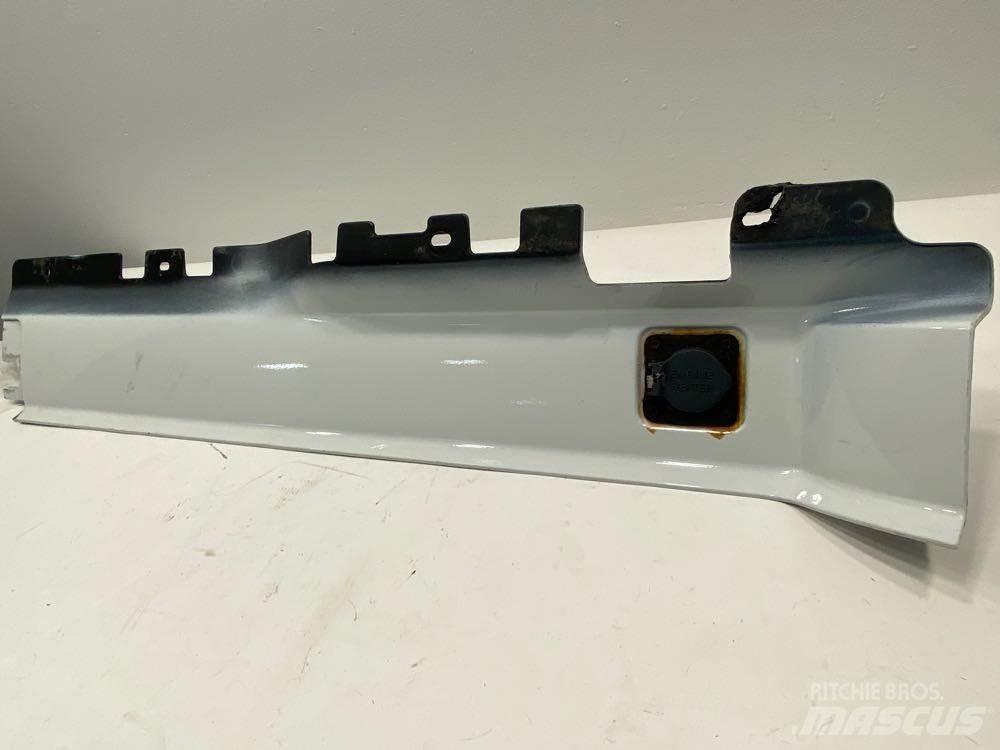 Volvo VNM 駕駛室與內部