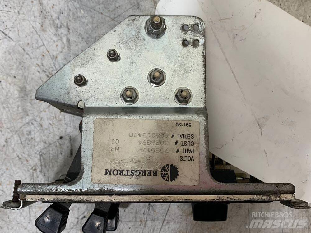 Volvo WIA 電子設備
