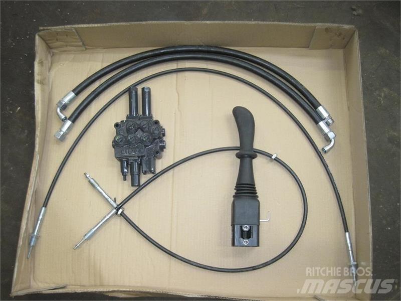  - - -  J stik 前端裝載機和挖掘機