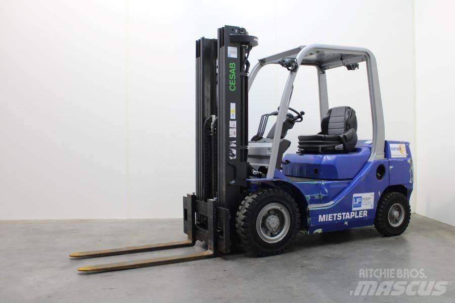 Cesab M 325 D 柴油卡車