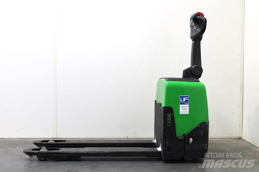 Cesab P113 低架升降機