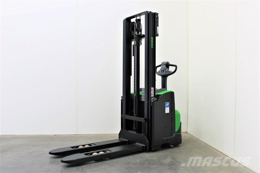 Cesab S 212/290 行走控制式堆積機