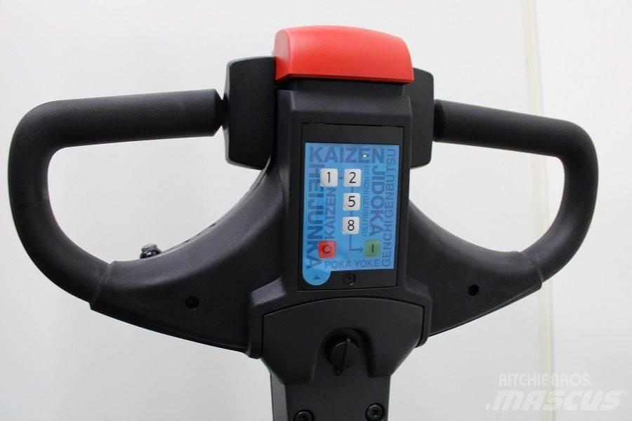 Cesab S 212 / 450 行走控制式堆積機