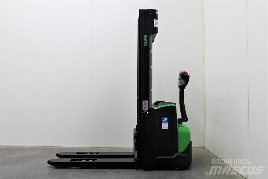 Cesab S 214 / 445 行走控制式堆積機