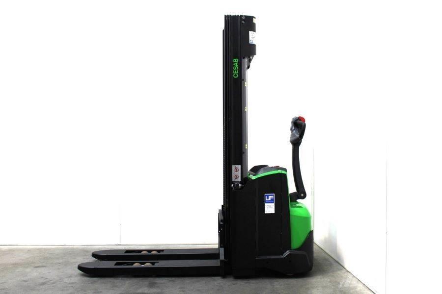 Cesab S 214 / 445 行走控制式堆積機