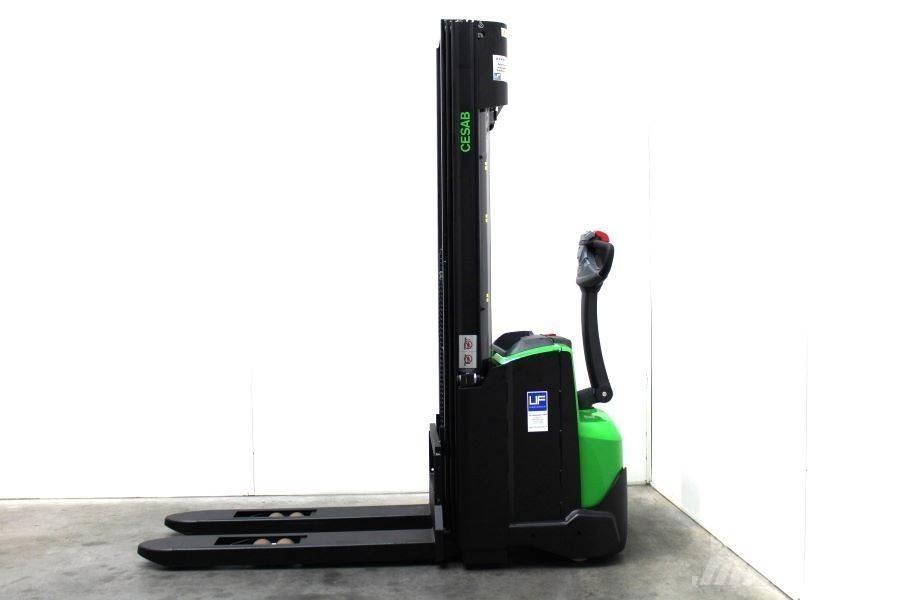 Cesab S 214 / 445 行走控制式堆積機