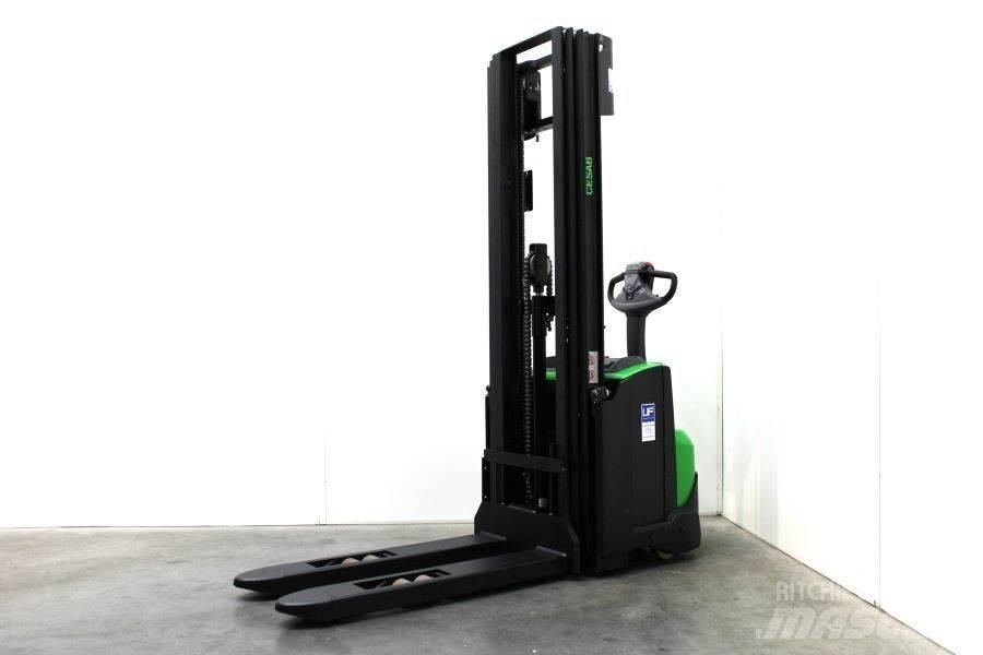 Cesab S 214 / 475 行走控制式堆積機