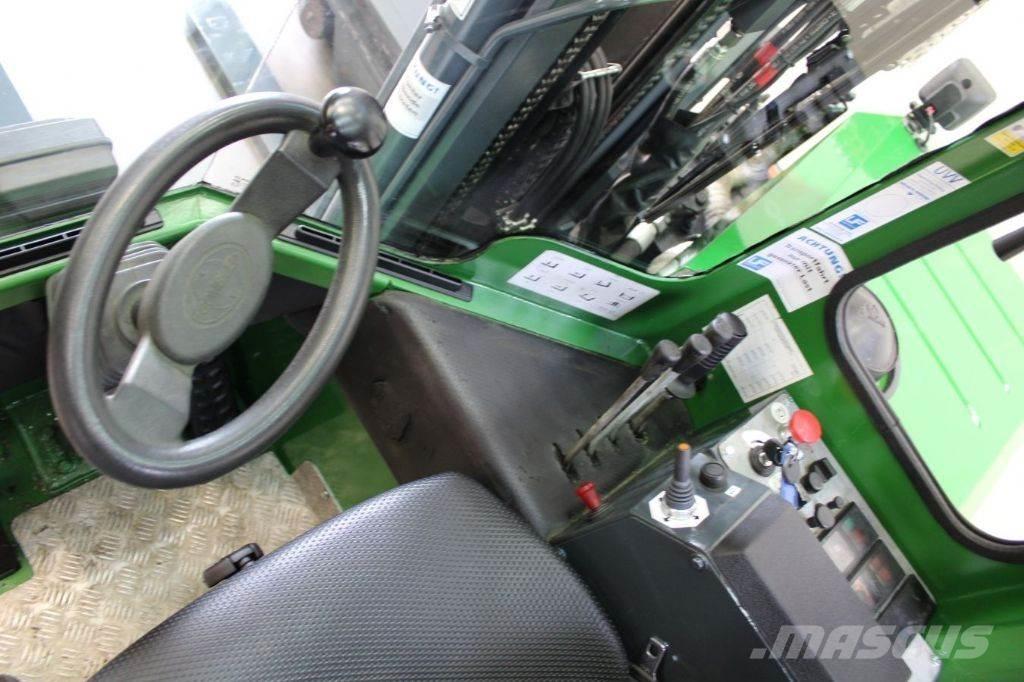 Combilift C 3000 鏟裝機