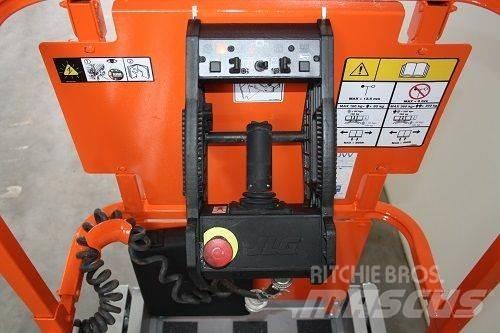 JLG 2030 ES 剪式升降機