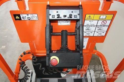 JLG 2030 ES 剪式升降機