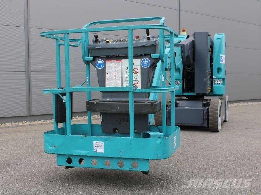 JLG E 300 AJP 曲臂高空作業車