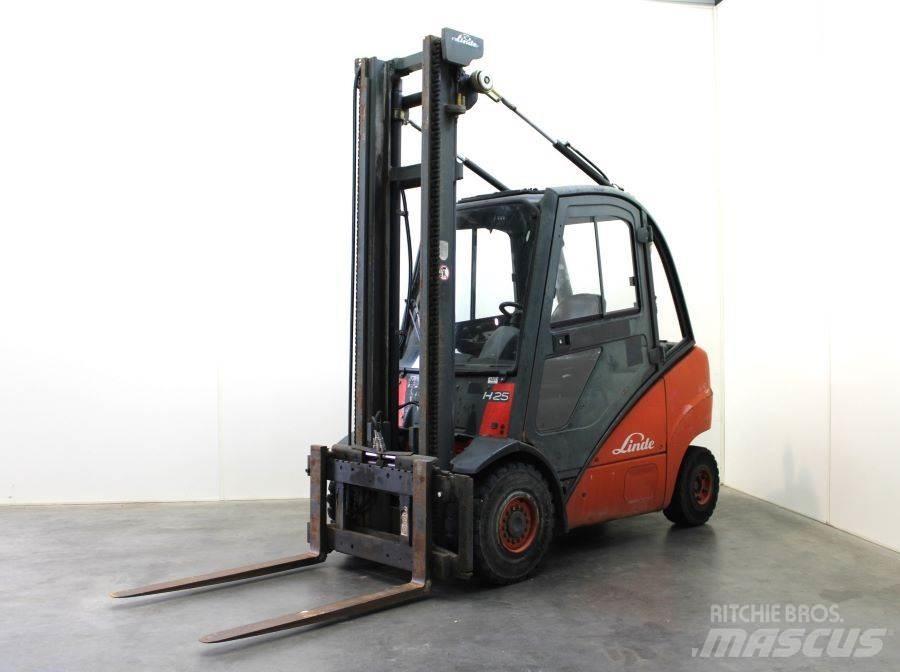 Linde H 25 D 柴油卡車