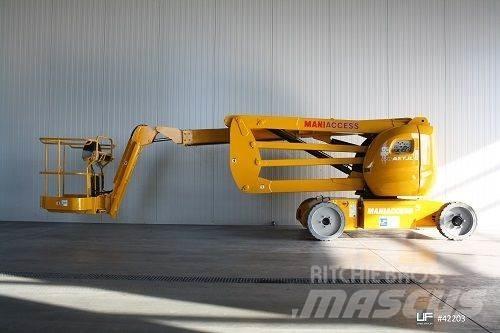 Manitou 170 AETJ 曲臂高空作業車