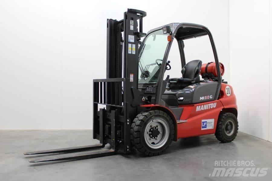 Manitou MI 30 G 液化石油氣LPG卡車