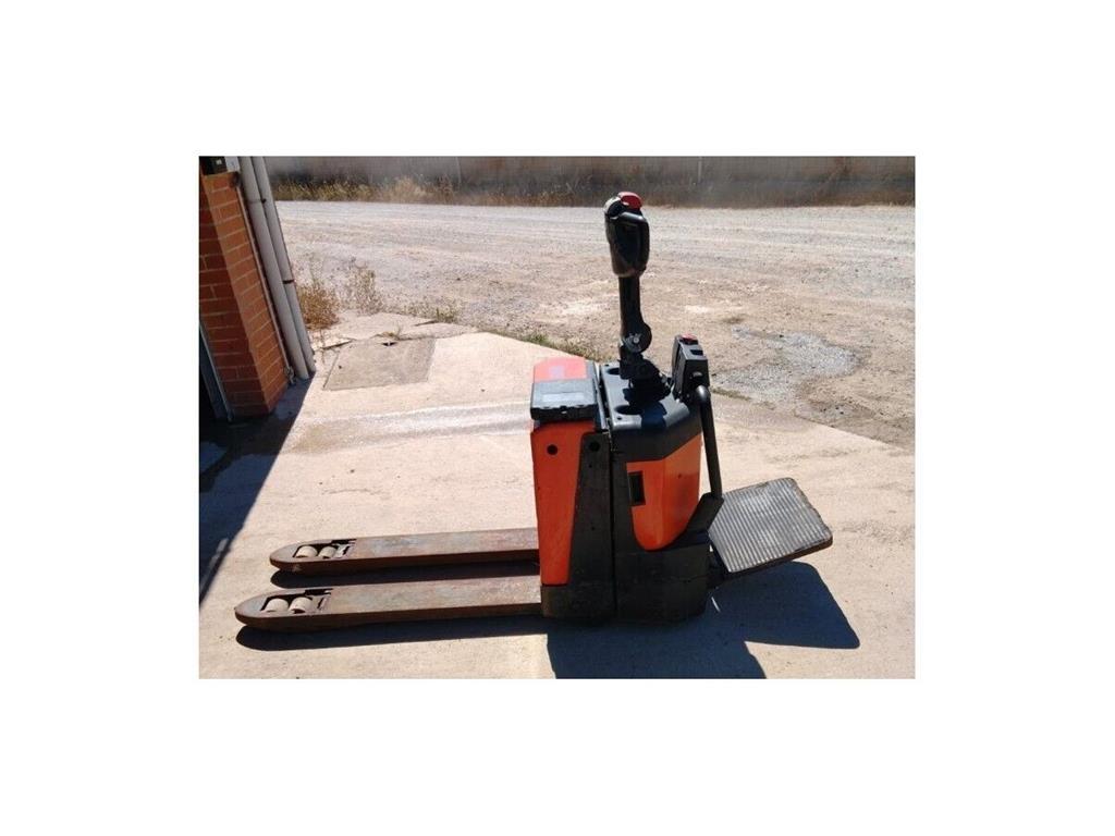 BT P20 低架升降機